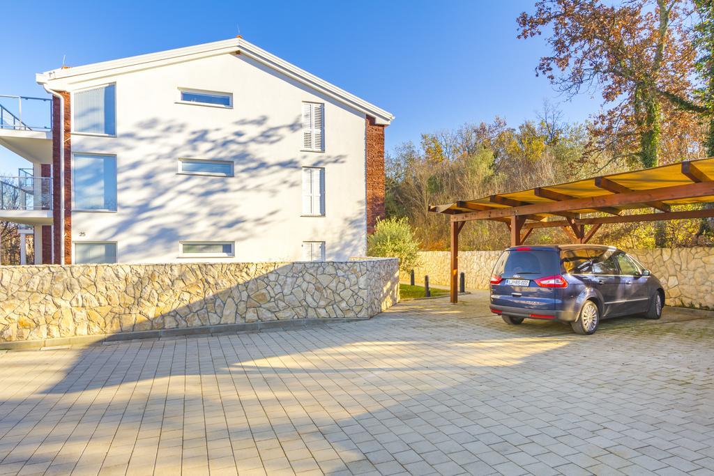 Villa Apartments Futura Vantacici Exterior photo